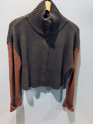 Contrasting Sleeve Sweater