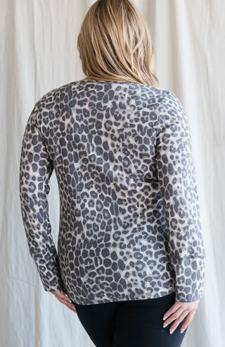 Long Sleeve Leopard Henley