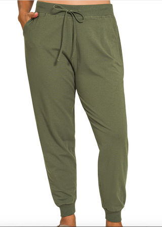 Great transitional pants to add to your wardrobe.&nbsp; Super cute for casual &amp; everyday wear!

Elastic waistband
Drawstring
Pockets