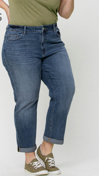 Easygoing style meets all-day comfort in these comfort stretch boyfriend jeans. Designed with a flattering high-rise waist and a double-cuff hem, they bring a relaxed, lived-in feel to your everyday wardrobe while the stretch denim moves with you.